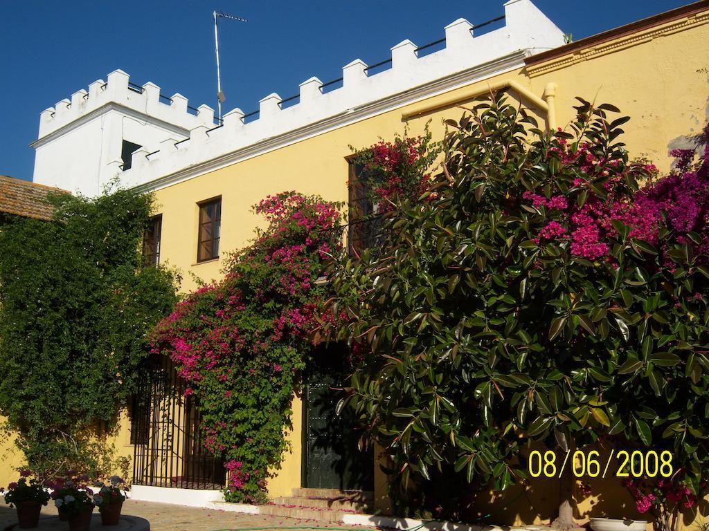 Hacienda La Indiana Hotel Los Palacios Y Villafranca Exterior photo